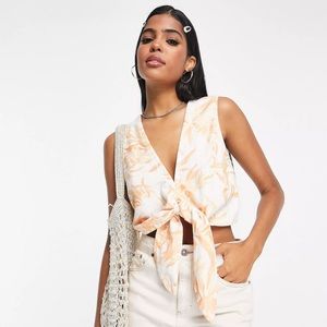 Abercrombie & Fitch Cropped Tie-Front Linen-Blend Top - White Floral size Medium